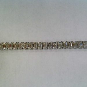 Emerald Cut Diamond Tennis Bracelet in 18k White Gold BRACELET Bailey's Fine Jewelry