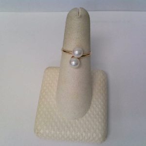 Bailey’s Estate Modern Vintage Twin Pearl Ring RINGS Bailey's Fine Jewelry