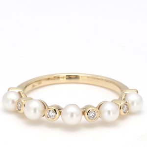 Alternating Cultured Pearls and Bezel Set Diamond Ring RINGS Bailey's Fine Jewelry