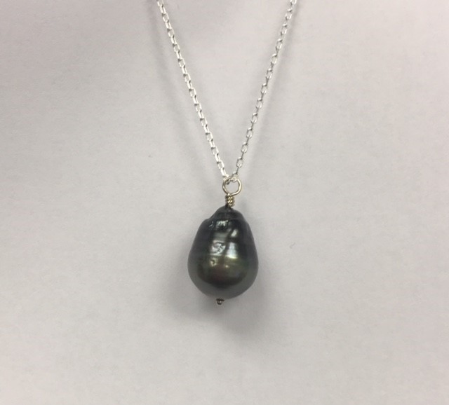 Silver Black Baroque Pearl Pendant Necklace