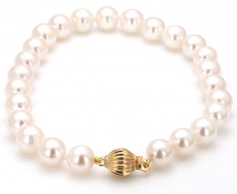 Cultured Pearl Bracelet with Yellow Gold Clasp